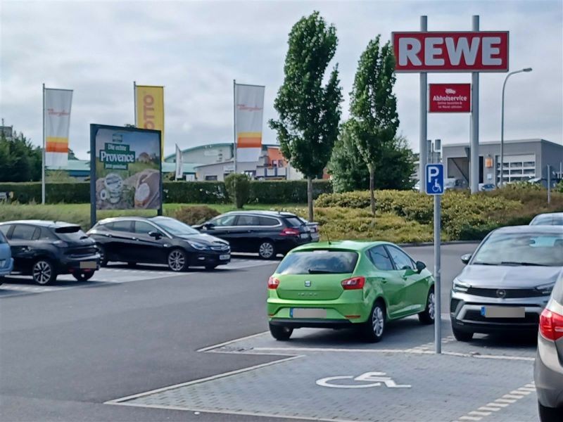 Waidhauser Str.  33 -(REWE PP) Si REWE PP re