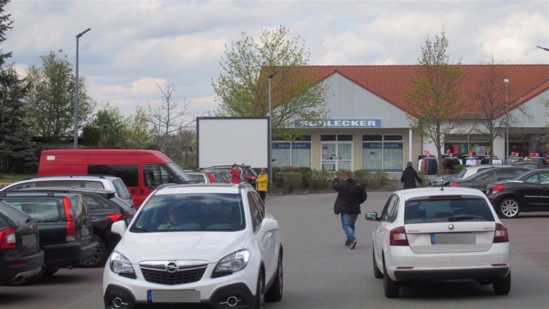 Freienwalder Str.  30/Lidl PP/li. hinten