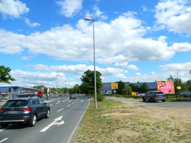 Sandhofenstr.   2 Netto/E.-Böhme-Str. quer/We.re.