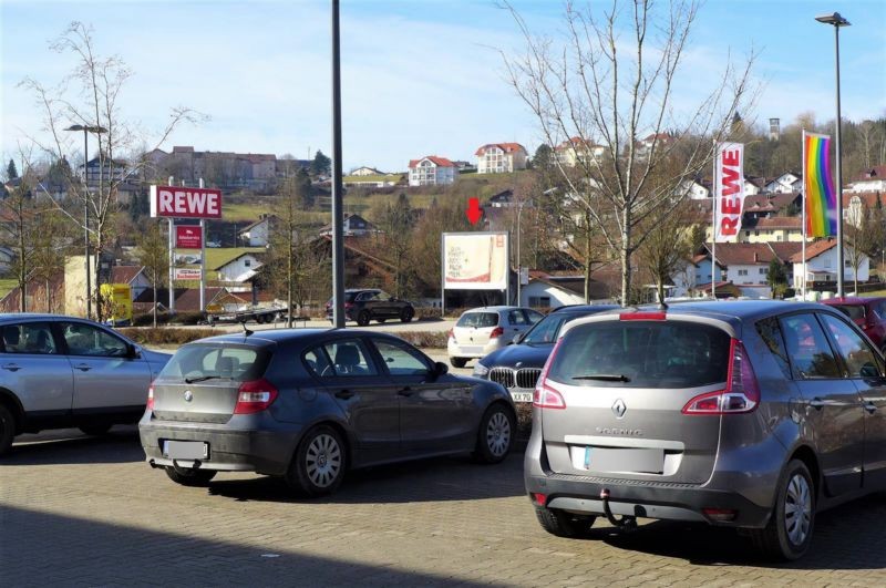 Karpfhamer Str.  15 (REWE) PP Sto.2