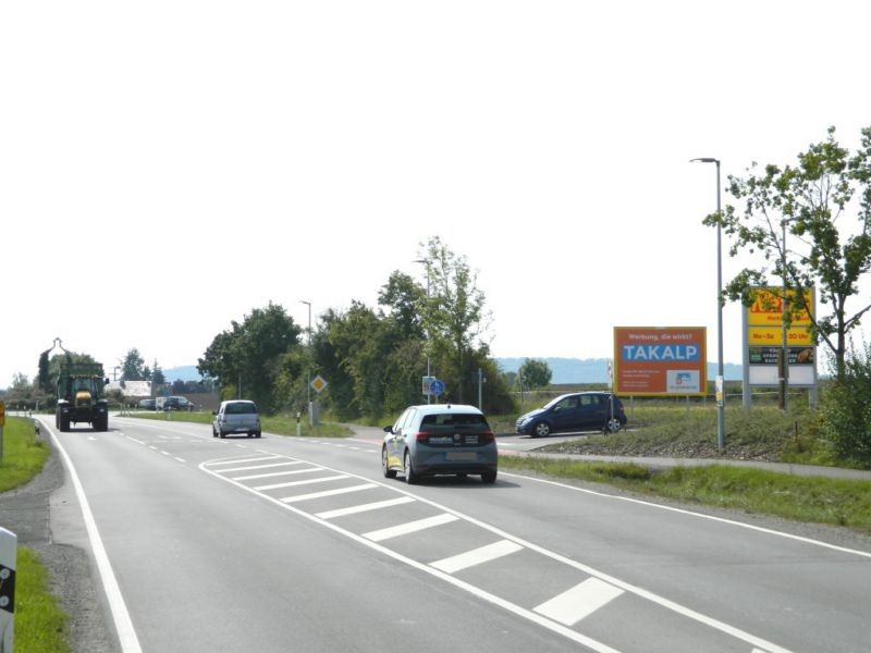 Nürnberger Str.  10 (Netto Si. Str. quer)