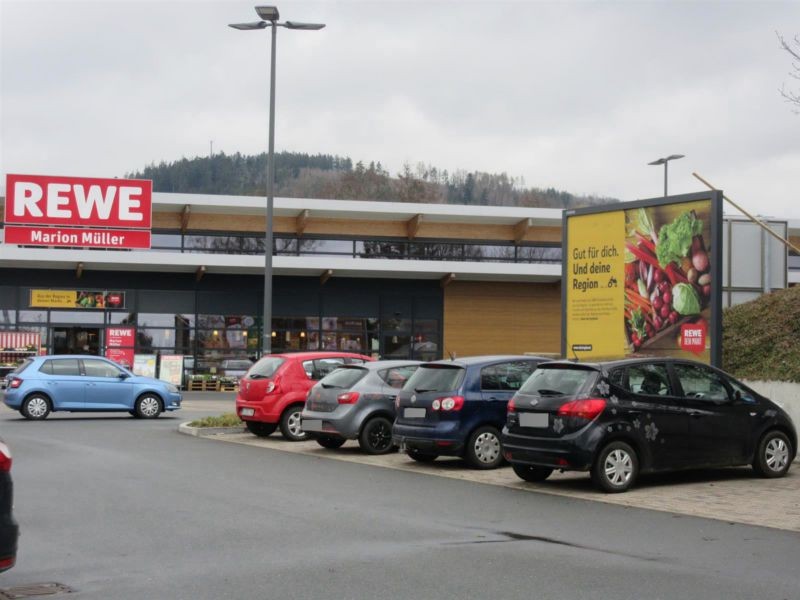 Kronacher Str.  35/REWE PP/Sto. 1