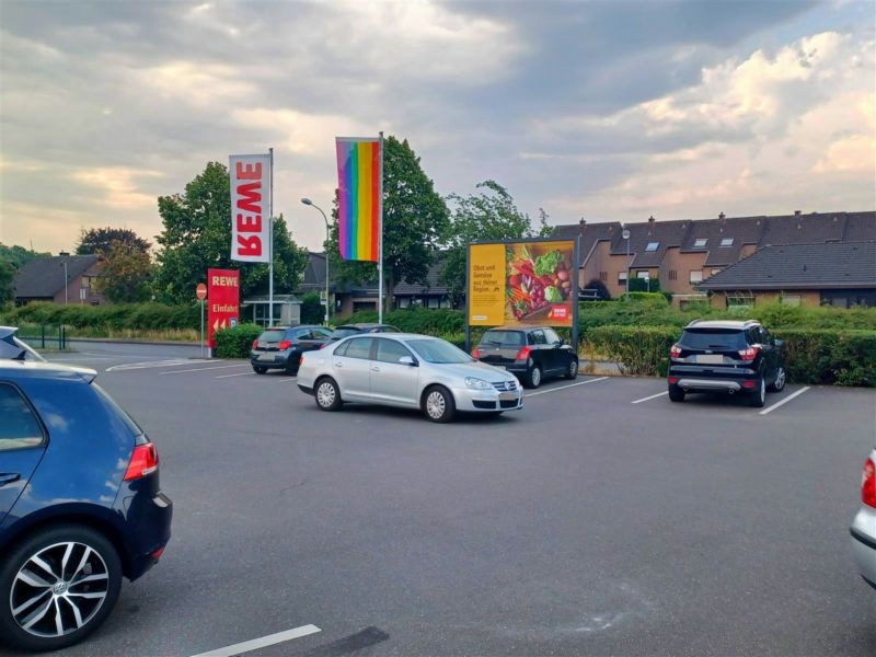 Goltsteinstr.  72/REWE PP neb. Einf.