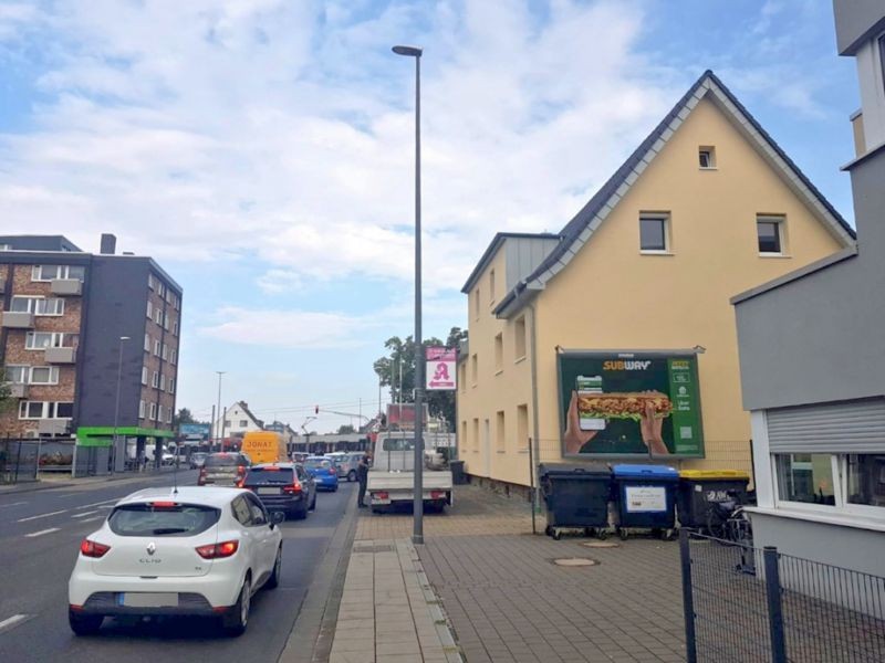 Kölner Str. 154 re. quer Nh. EDEKA