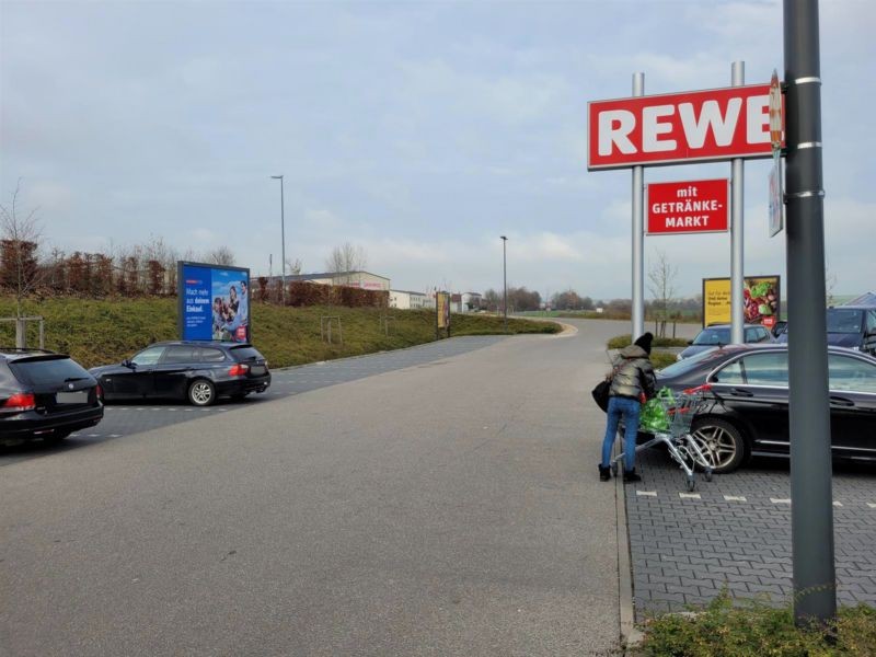 Nürnberger Str.  22/Rewe PP/Pos. 3