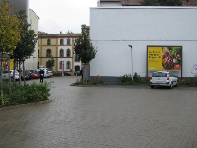 Carl-Robert-Str.   4/REWE PP/Sto. 2