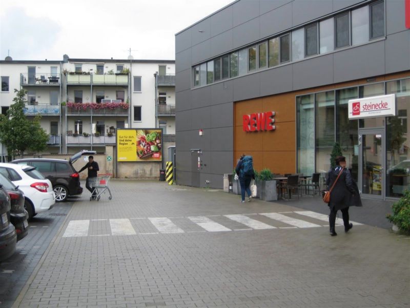 Carl-Robert-Str.   4/REWE PP/Sto. 3