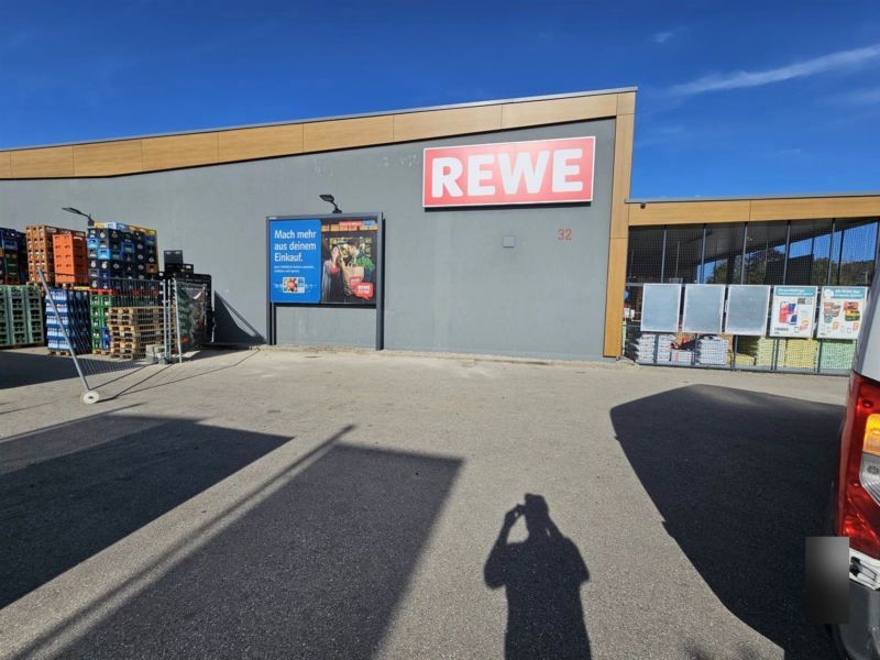 Memminger Str.  32/REWE PP/Pos. 2