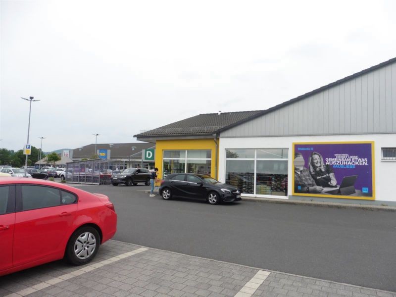 Robert-Bosch-Str.  34/Eing. re. Netto