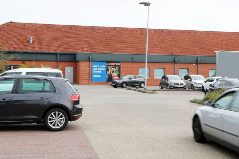 Braunschweiger Str.  48/REWE PP/Sto. 1