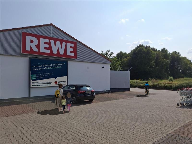 Kurmarkstr.   3/REWE PP