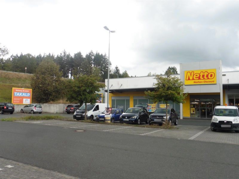 Edmund-Heusinger-Str.  19 Eing. li. Si. PP Netto