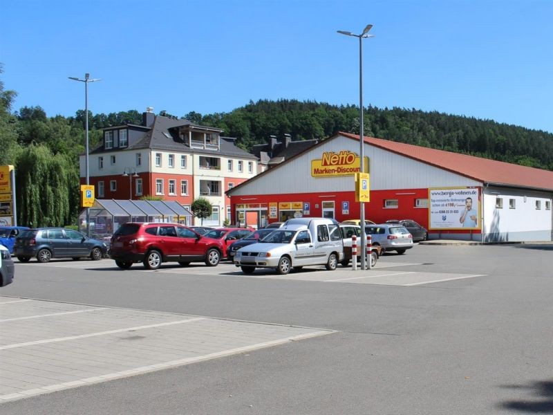 Bahnhofstr.  16a/Eing. Netto