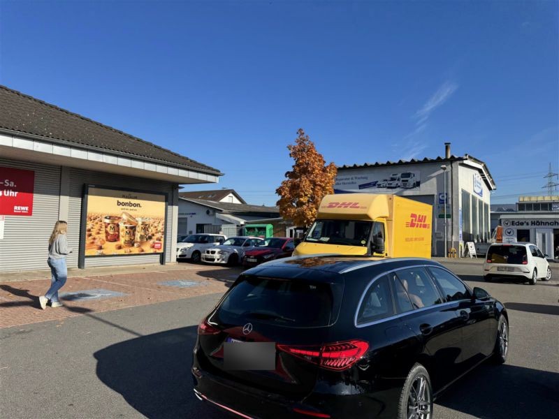Hauptstr. 208/REWE PP/Sto. 3