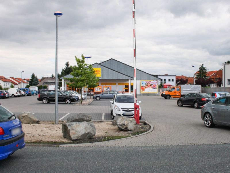 Berta-Benz-Str.   2/Netto Eing. re. Pos. 2