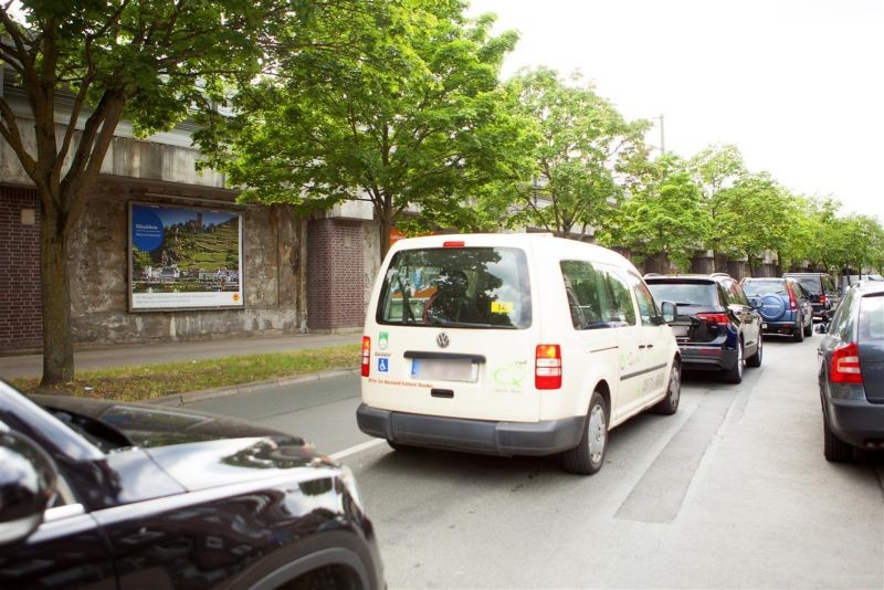 Berckhusenstr. Nh. Bf. Kleefeld  4. Sto.