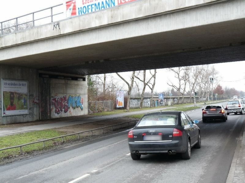 Kiefholzstr.,DB-Brücke, Ri. Baumschulenstr.