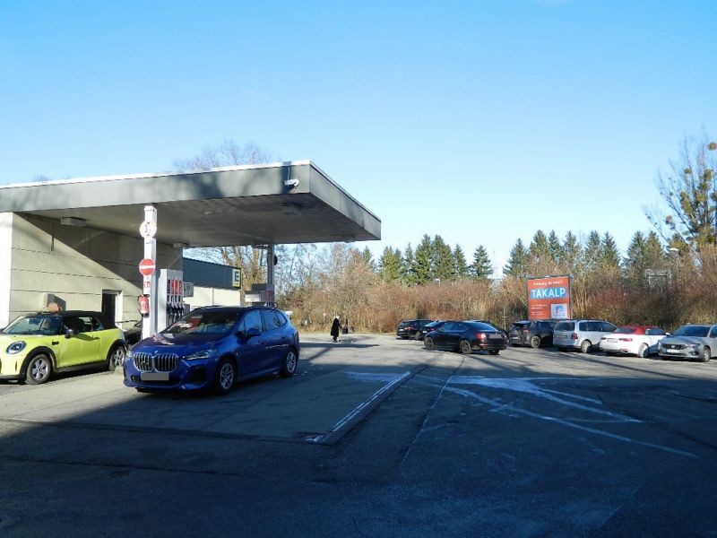 Leutstettener Str.  17 (neb. Einf. li., Edeka)