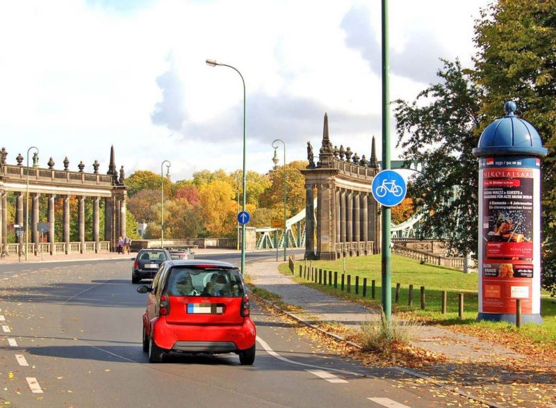 Berliner Straße 81/ Glienicker Brücke