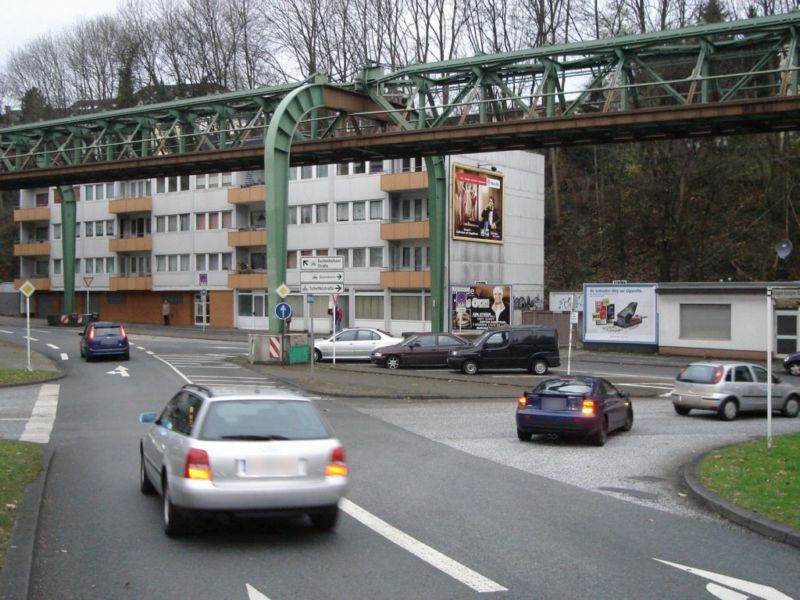 Eugen-Langen-Str.  7