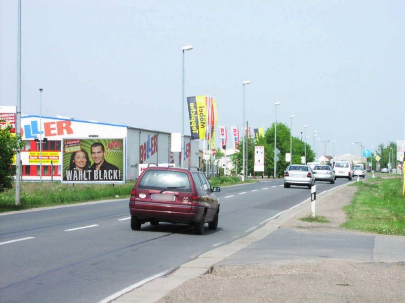 August-Röbling-Str.  21 vor Ausf. Roller/We.li.