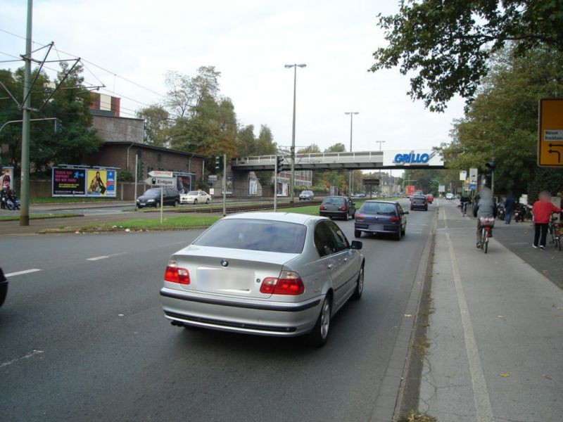 Duisburger Str./Buschstr. li.