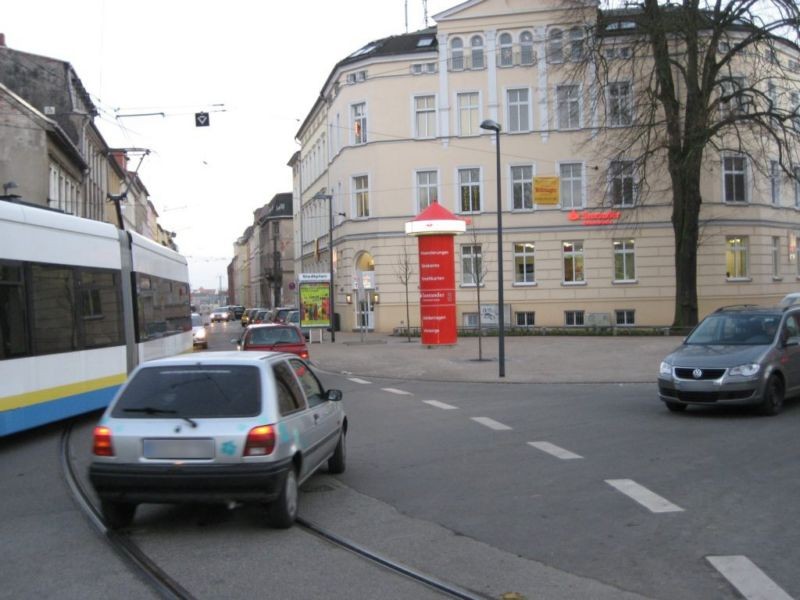 Platz der Freiheit / Lübecker Str.