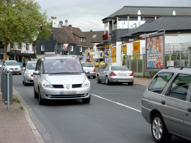 Kempener Str. 256/Altenberger-Dom-Str.