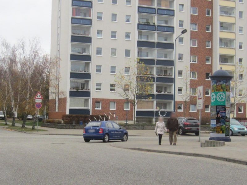 Kolumbusring bei Kaufhalle - HS