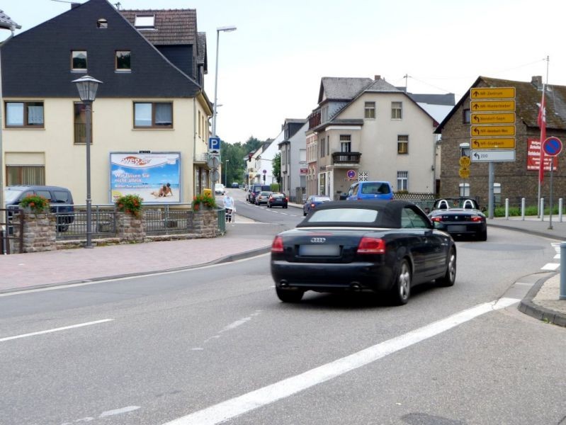 Friedrich-Rech-Str. 164 li. quer