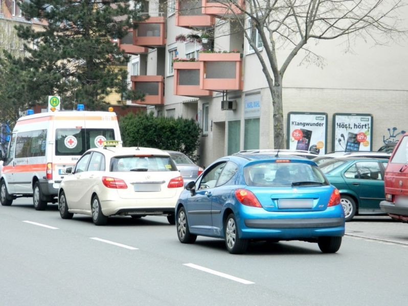 Schweinauer Hauptstr.  21 li.