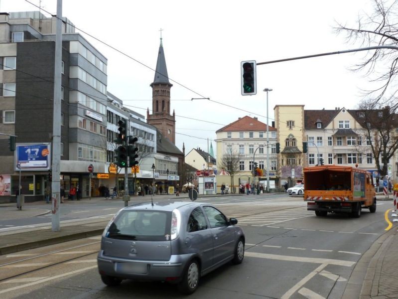 Hochstr.  8/Bahnhofstr.