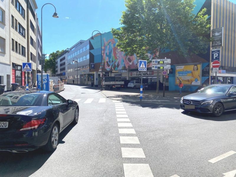 Lungengasse geg. Im Laach unten