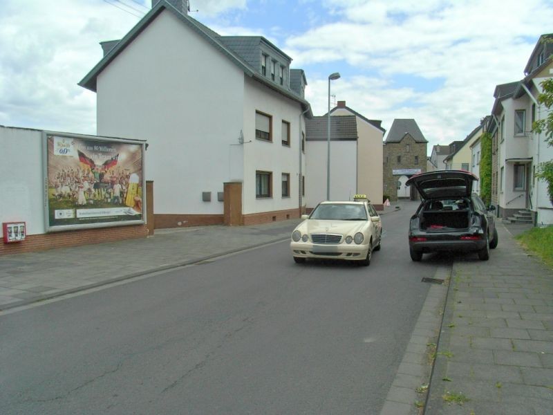 Heppinger Str.   8/Rüstringer Str.