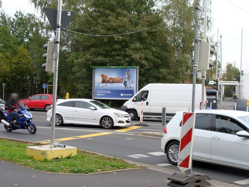 Friedrich-Voigtländer-Str./Querumer Str.