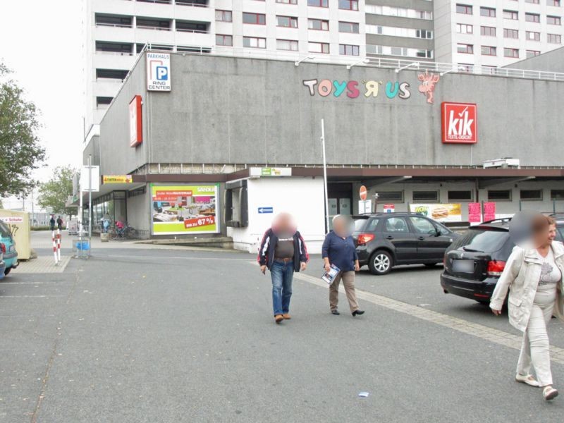 Heinrich-Büssing-Ring/NH Eing. Ring Center