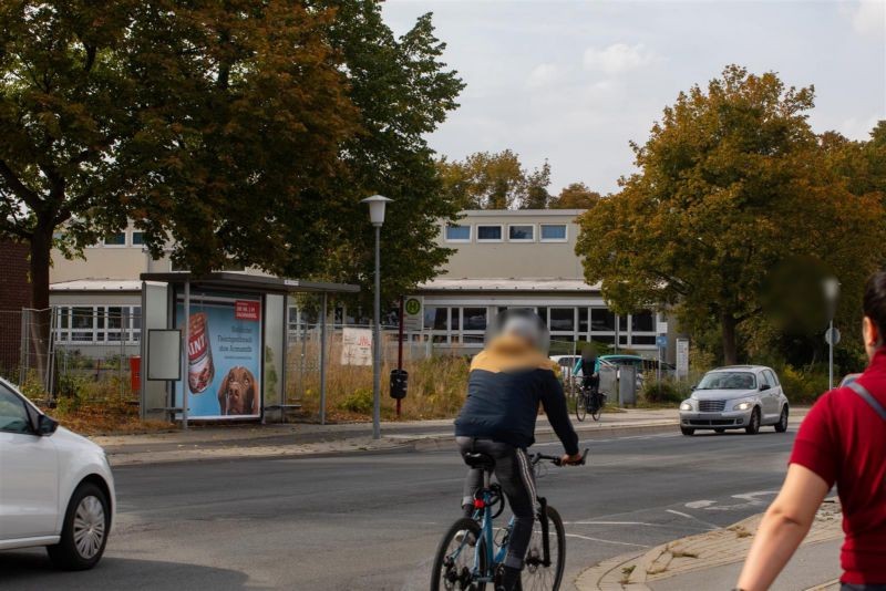 Reislinger Str./Amselweg