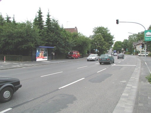 Petkumer Str.  12/Courbierestr.