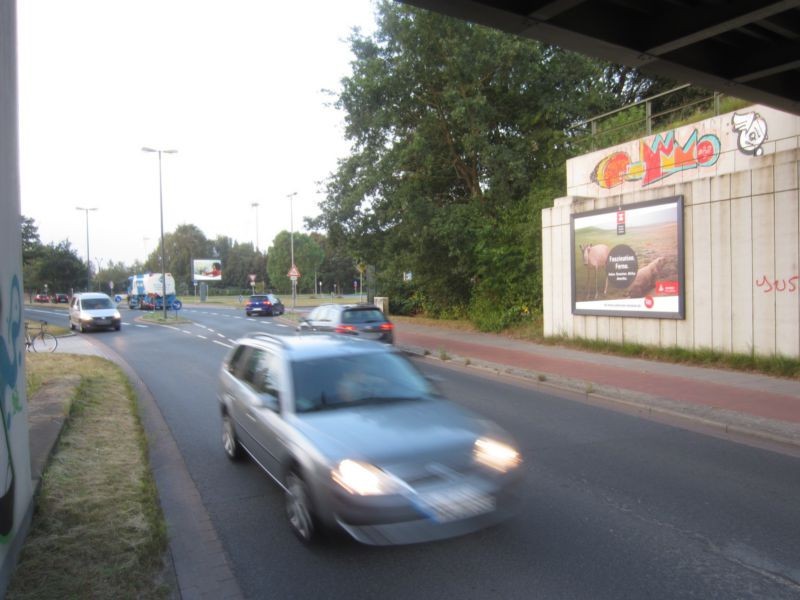 Auf den Delben/Gottlieb-Daimler-Str.(SB)