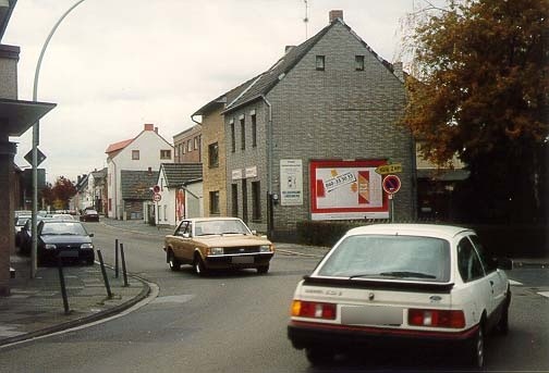 Berrenrather Str. 468/Esserstr.