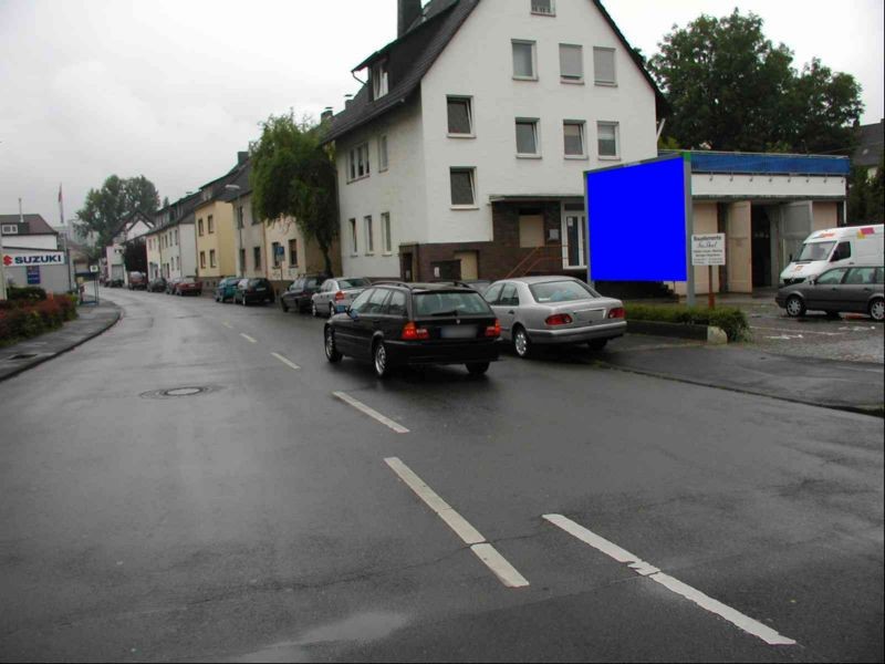 Bachstr.  32 re./Zum Hohen Ufer