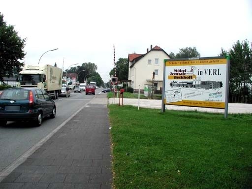 Oerlinghauser Str./Bahnüberg./Si. sew.