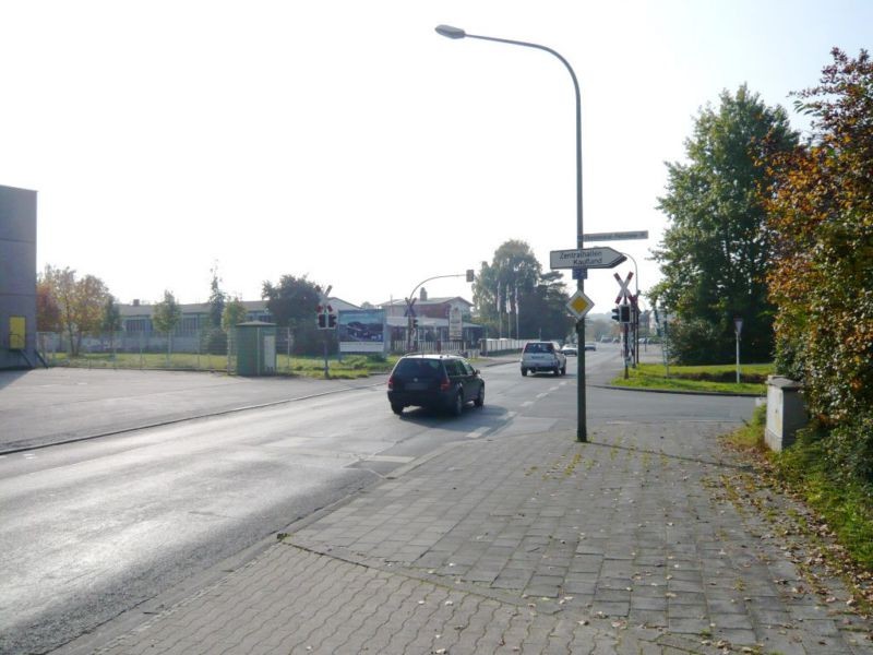 Hellweg geg. Ökonomierat-Peitzmeier-Platz sew.