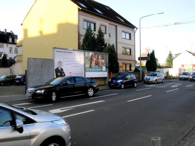 Lärchenstr.   3/Waldschulstr.