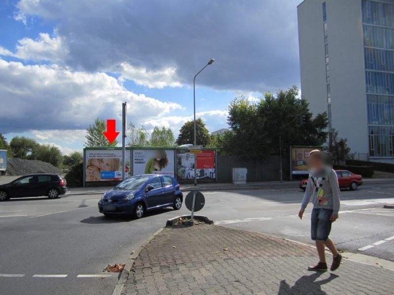 Adam-Opel-Str. 22/geg. Ernst-Heinkel-Str./li.