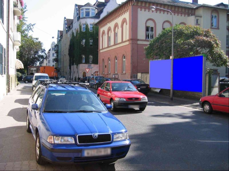 August-Laut-Str./Rathausstr.