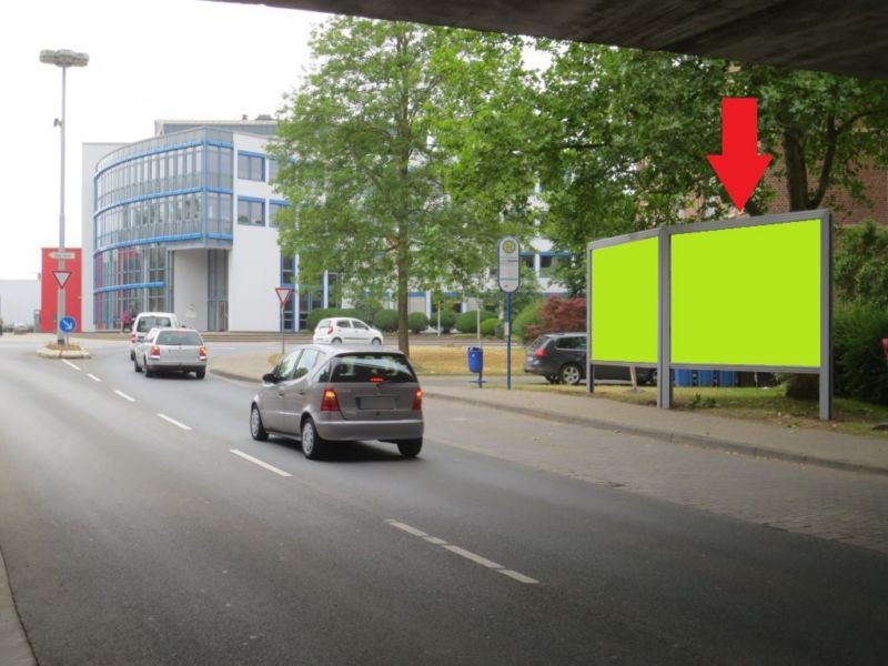 Niedergirmeser Weg   3/Carolinenweg re.