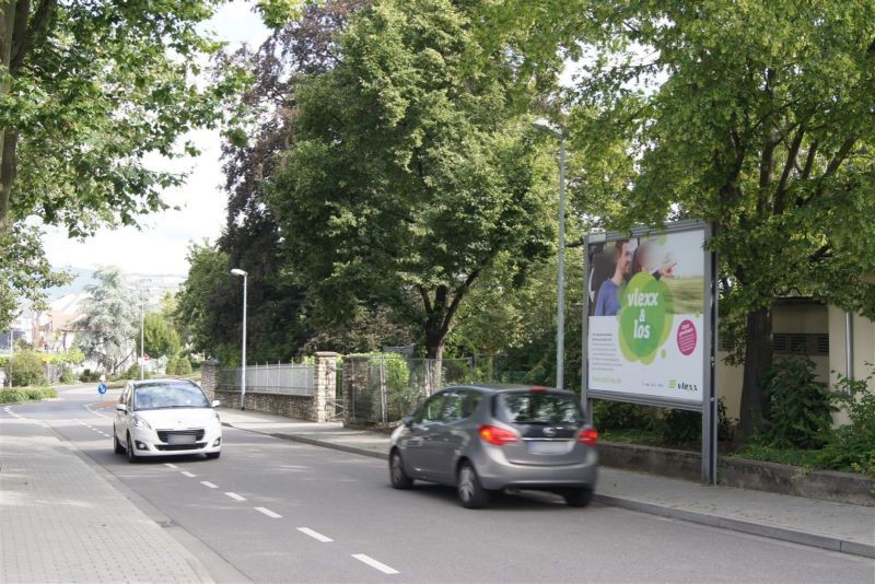 Bahnhofstr.  81/Paul-Clemen-Str.