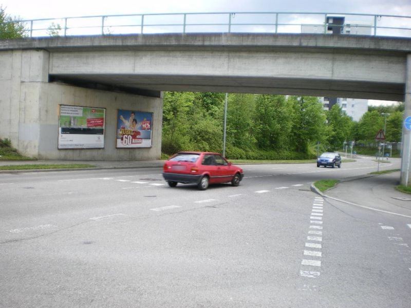 Hinter der Hopfenburg/Grundweg li.