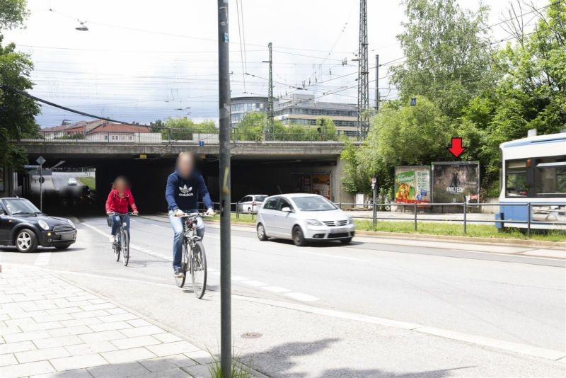 Berg-am-Laim-Str./Bahnufg.